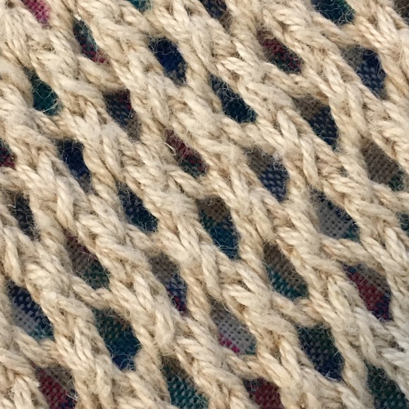 Vintage Grannycore Embroidered Mesh Crochet Vest - Picture 4 of 16